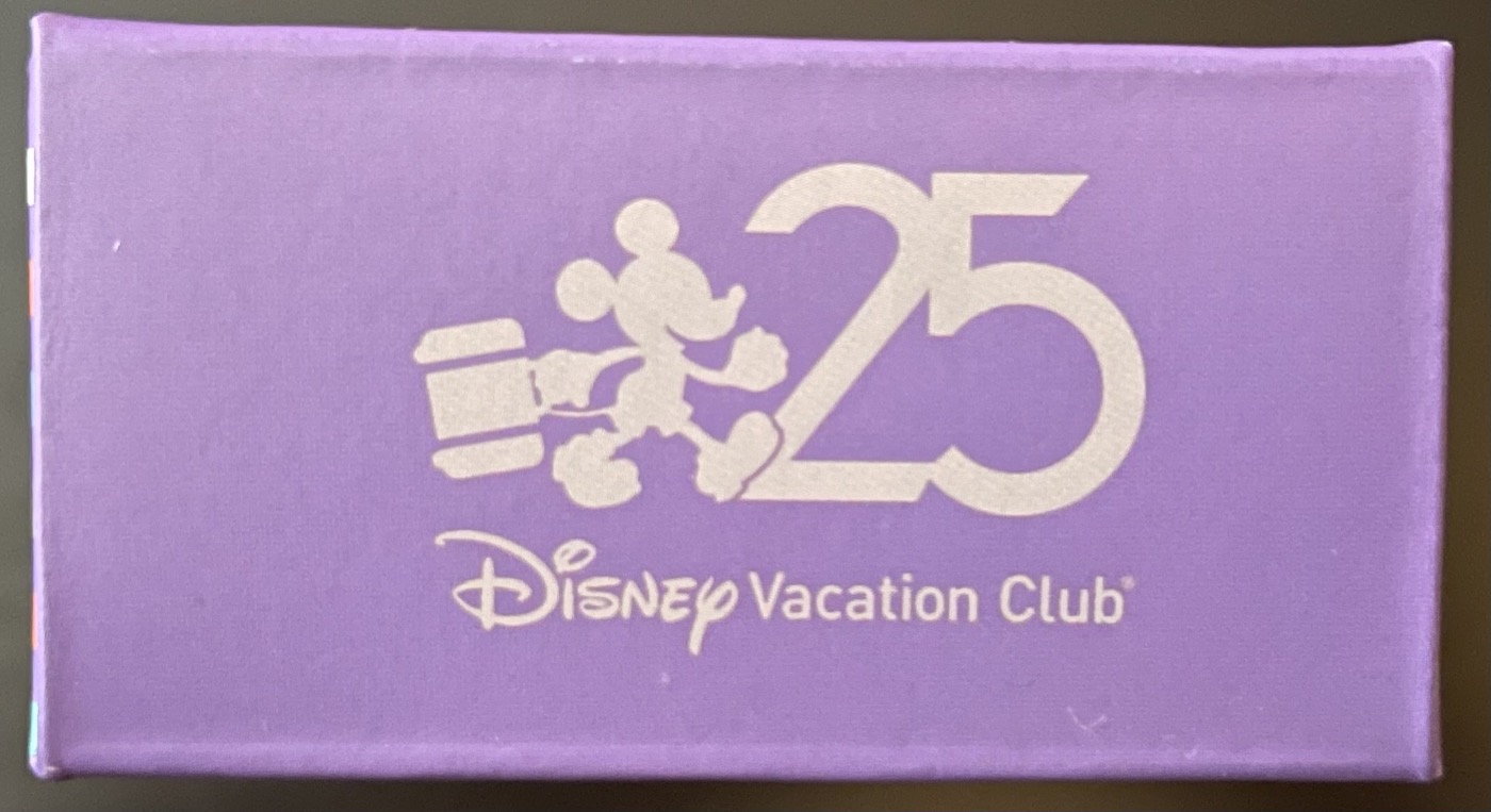Disney Vacation Club – 25th Anniversary (2016, Purple) view 4