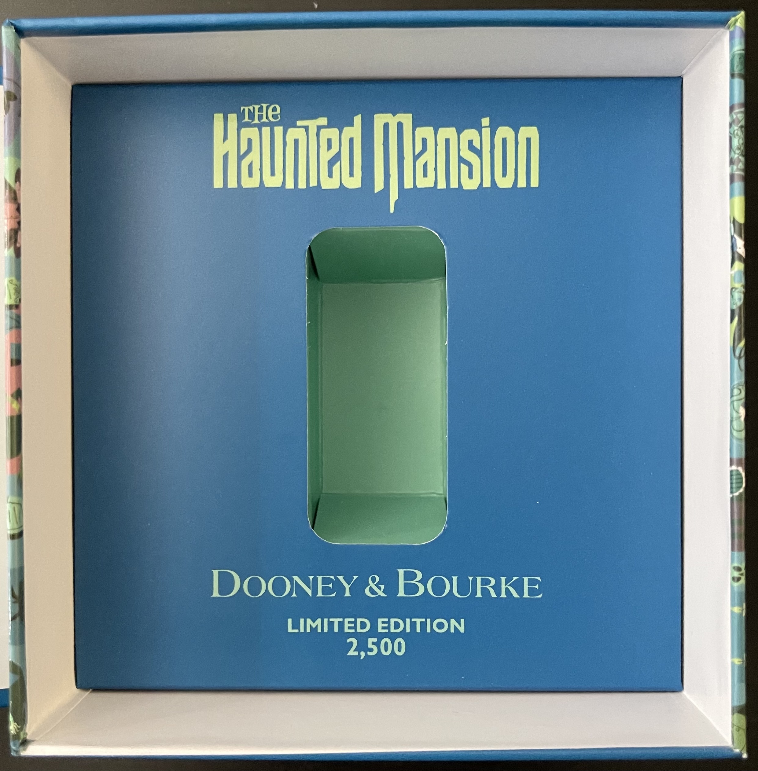 Dooney & Bourke – Haunted Mansion Pattern Disney MagicBand