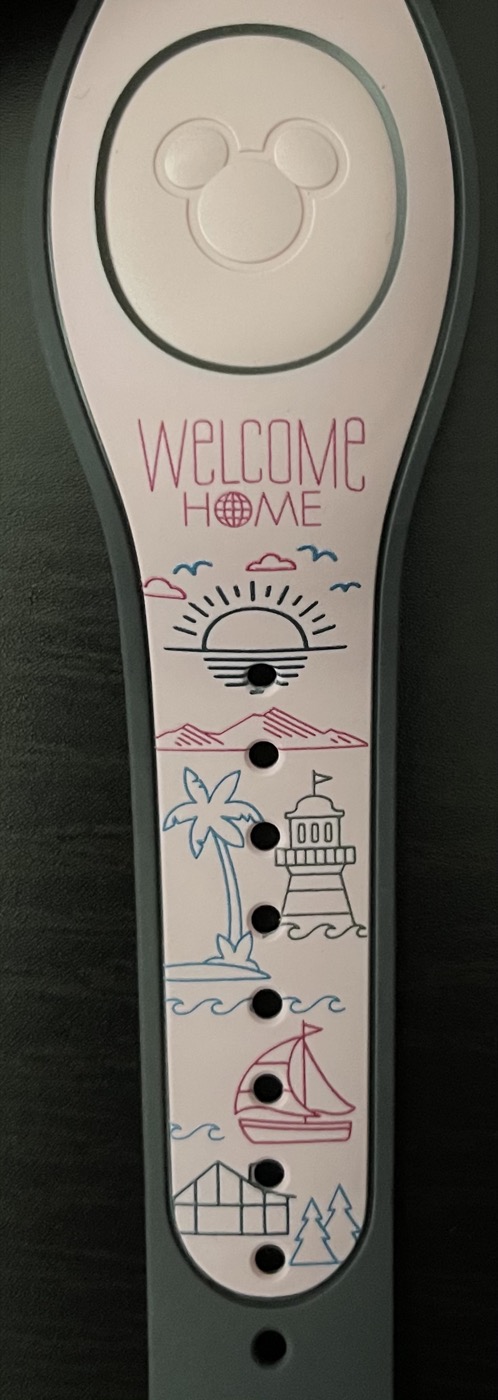 Disney Vacation Club Mickey (2021, Light Pink) view 3